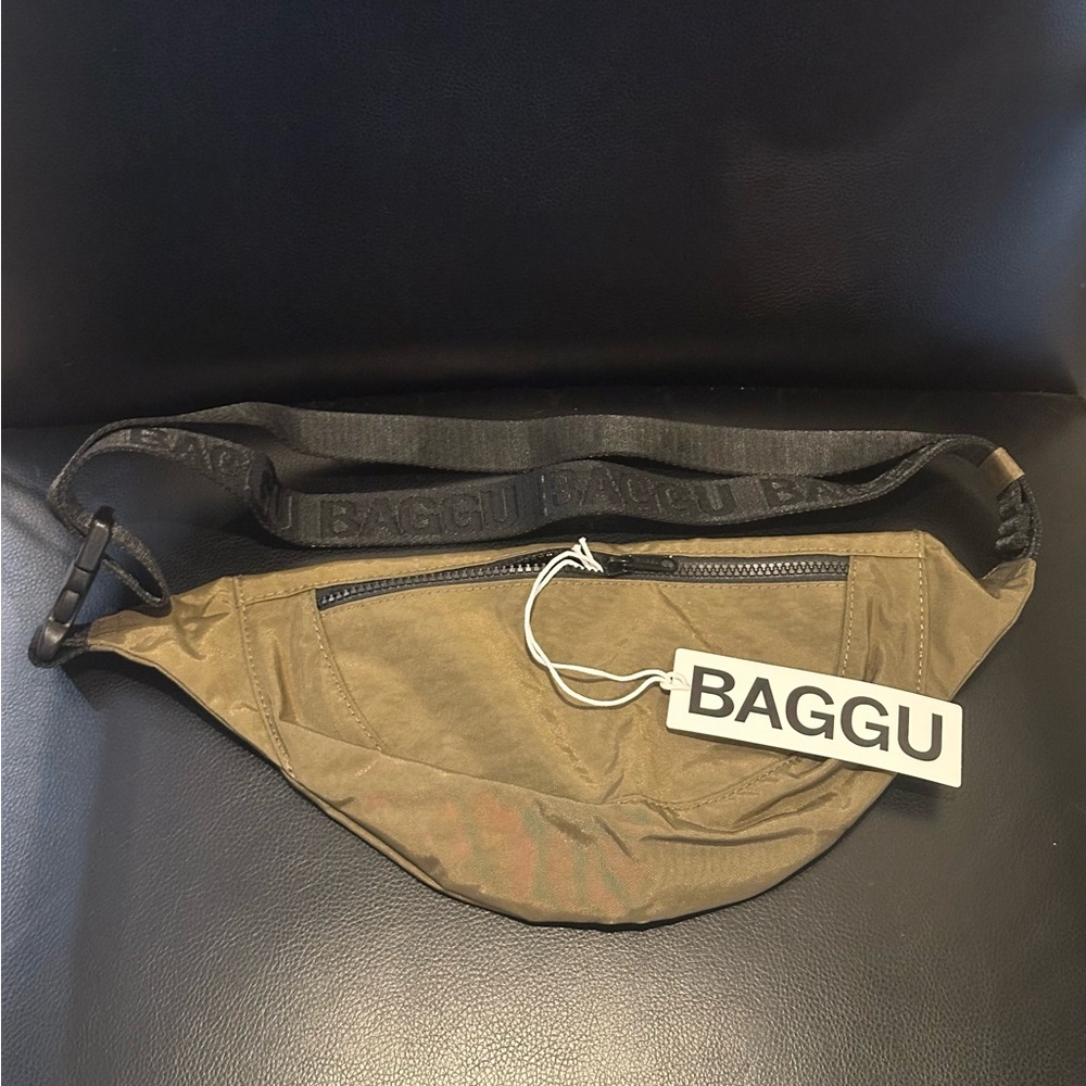 New! BAGGU Crescent Fanny Pack / sling bag in seaweed - new with tags! - Picture 3 of 16